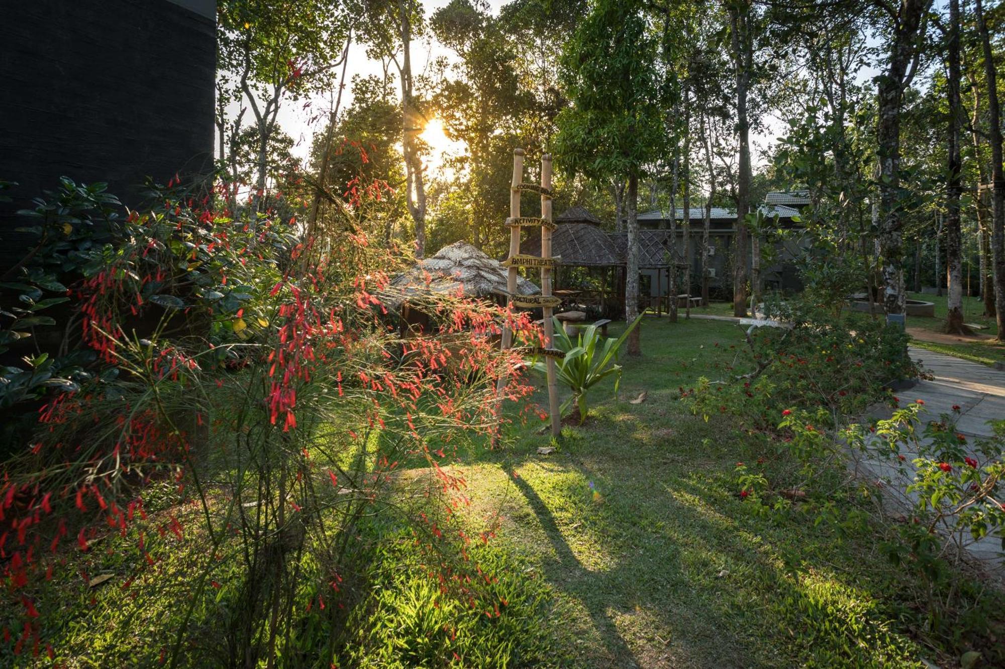 The Mountain Courtyard Thekkady Ξενοδοχείο Εξωτερικό φωτογραφία